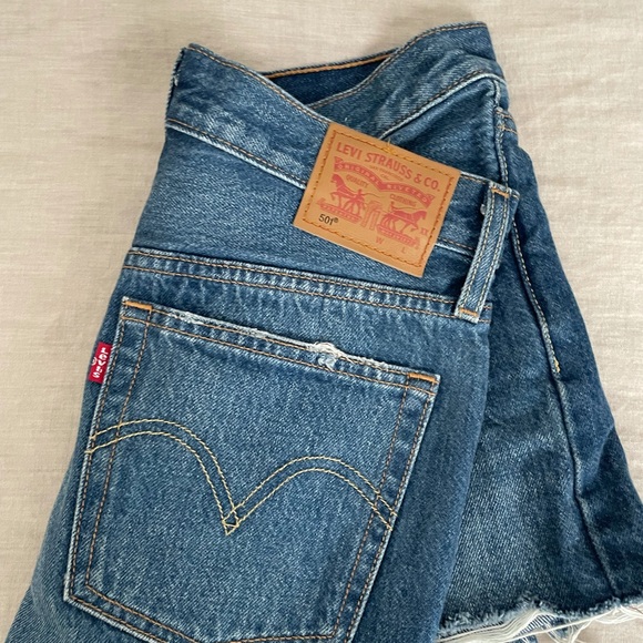 Levi’s 501 High-Rise Denim Shorts 27 - Picture 4 of 5